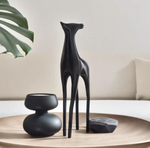 Modern Minimalist Siyah Geyik Figürü